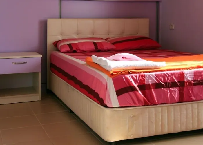 Grand World Hotel 2*